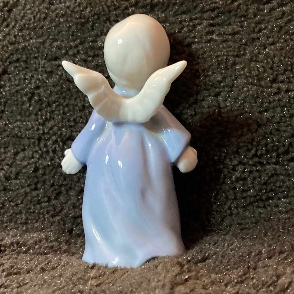 Vintage Lefton Kissing Angel‎ - Picture 4 of 5
